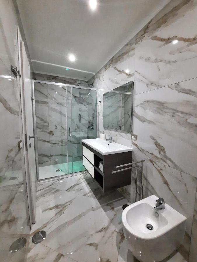 Re Ferdinando Apartment เนเปิลส์ ภายนอก รูปภาพ